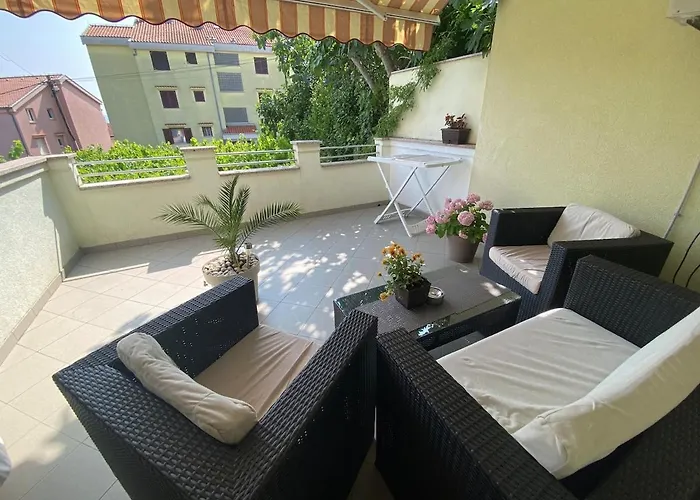 Ramy 아파트 크리크베니카